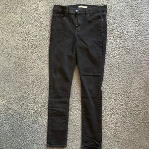 Levi’s skinny jeans